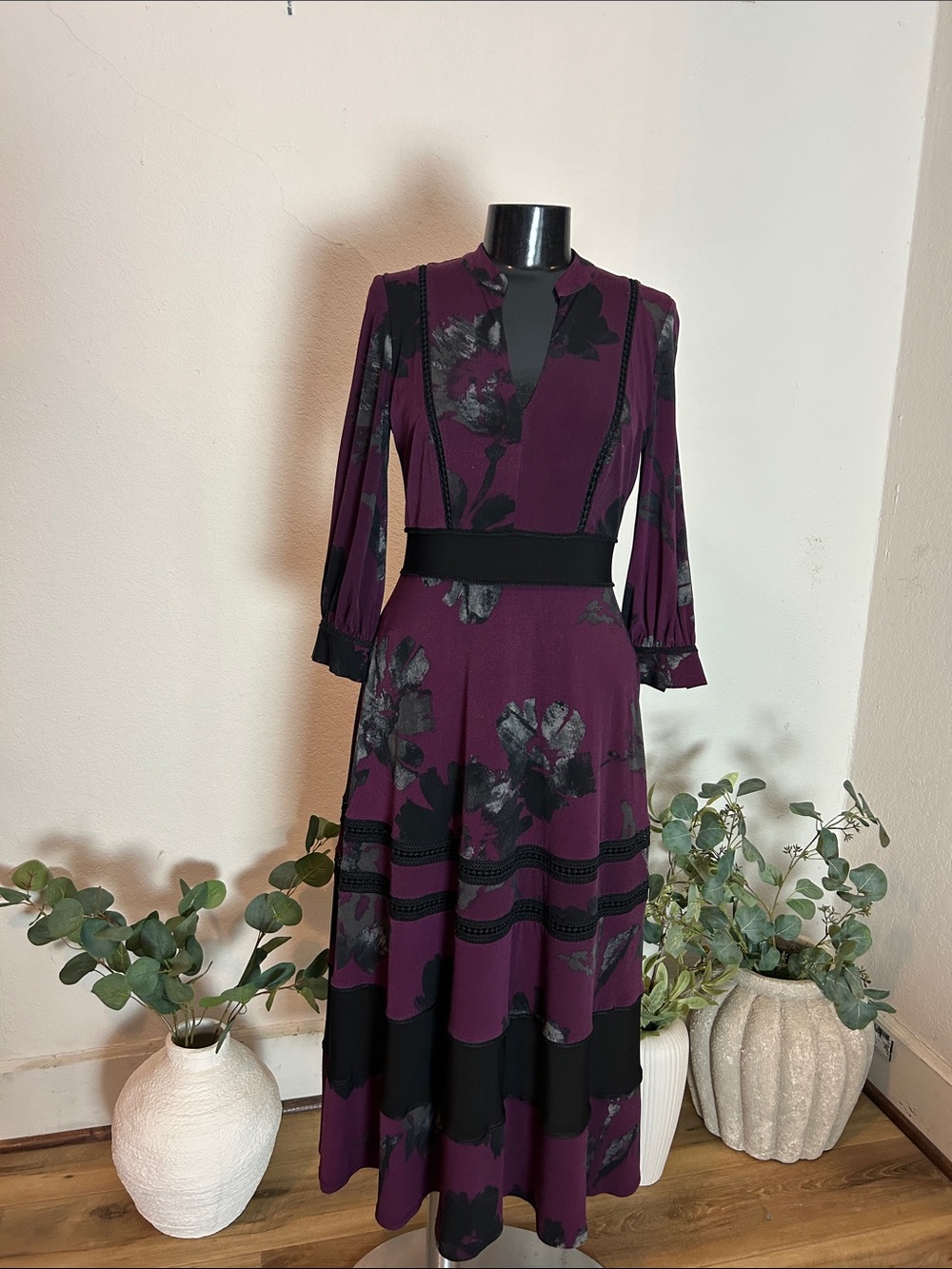 Taylor, sz 4, long sleeve midi dress, eggplant/black, lace accent GUC